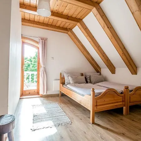 Otel Nad A Hazam Teteje Vendeghaz *